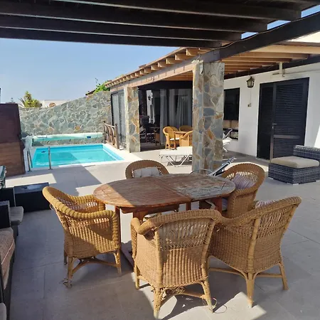 Martha Casa Principal Anexa Ferienhaus